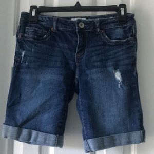 Aeropostale Bermuda shorts